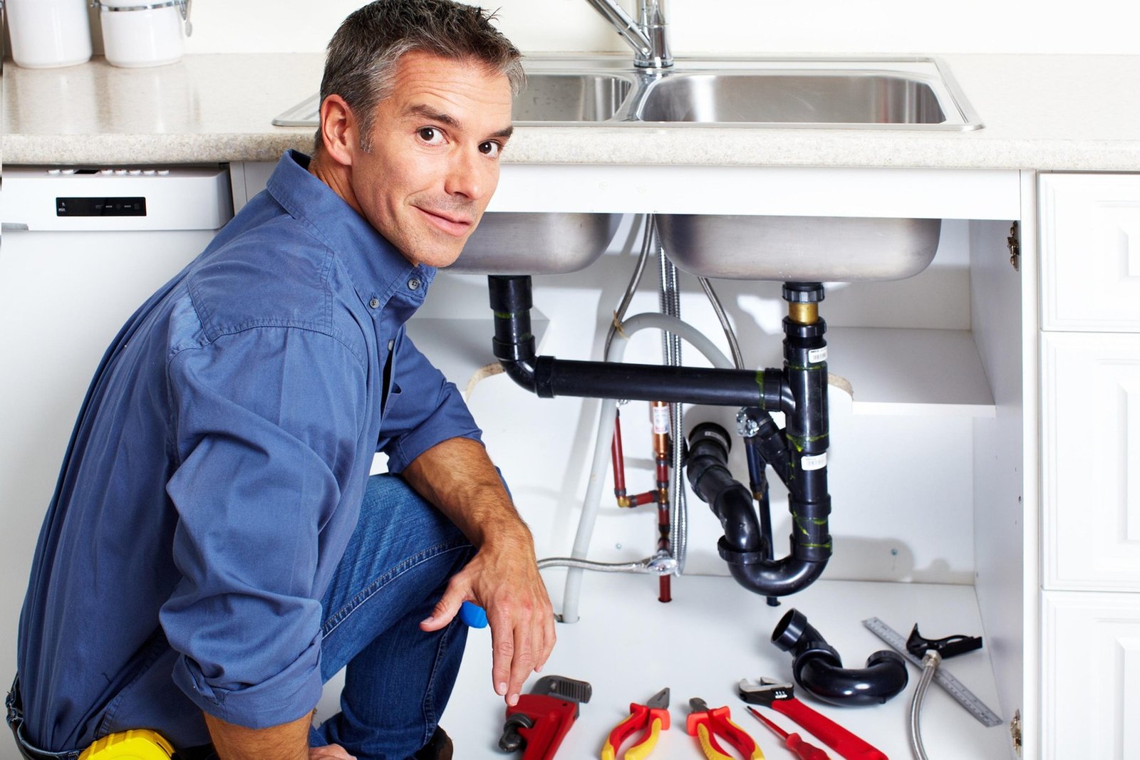 dynamictradies plumber 8936817 1920